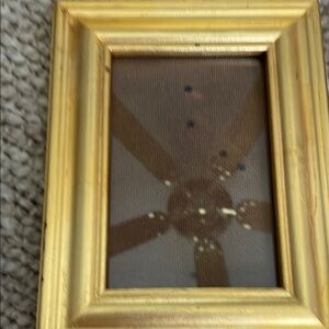 Elegant Gold Picture Frame